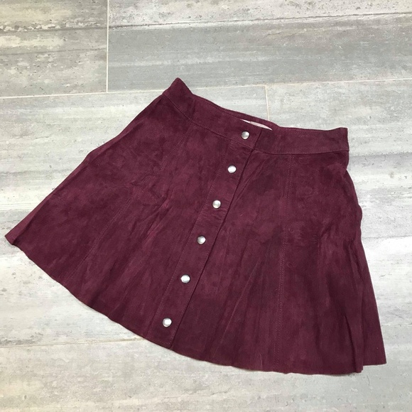 SUEDE BUTTON DOWN SKIRT Burgandy - Picture 2 of 5